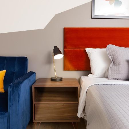 4411 Inn & Suites مدينة ميتشيغان المظهر الخارجي الصورة