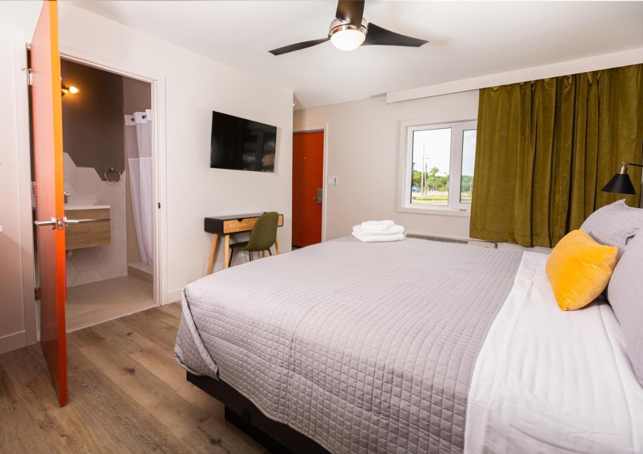 4411 Inn & Suites مدينة ميتشيغان المظهر الخارجي الصورة