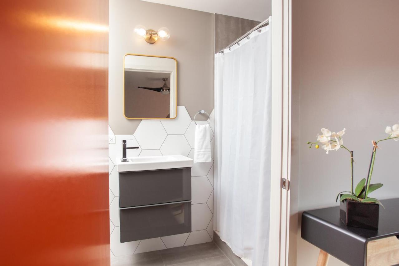 4411 Inn & Suites مدينة ميتشيغان المظهر الخارجي الصورة